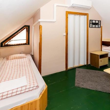 Csillagtura Panzio Bed and Breakfast Έγκερ Εξωτερικό φωτογραφία