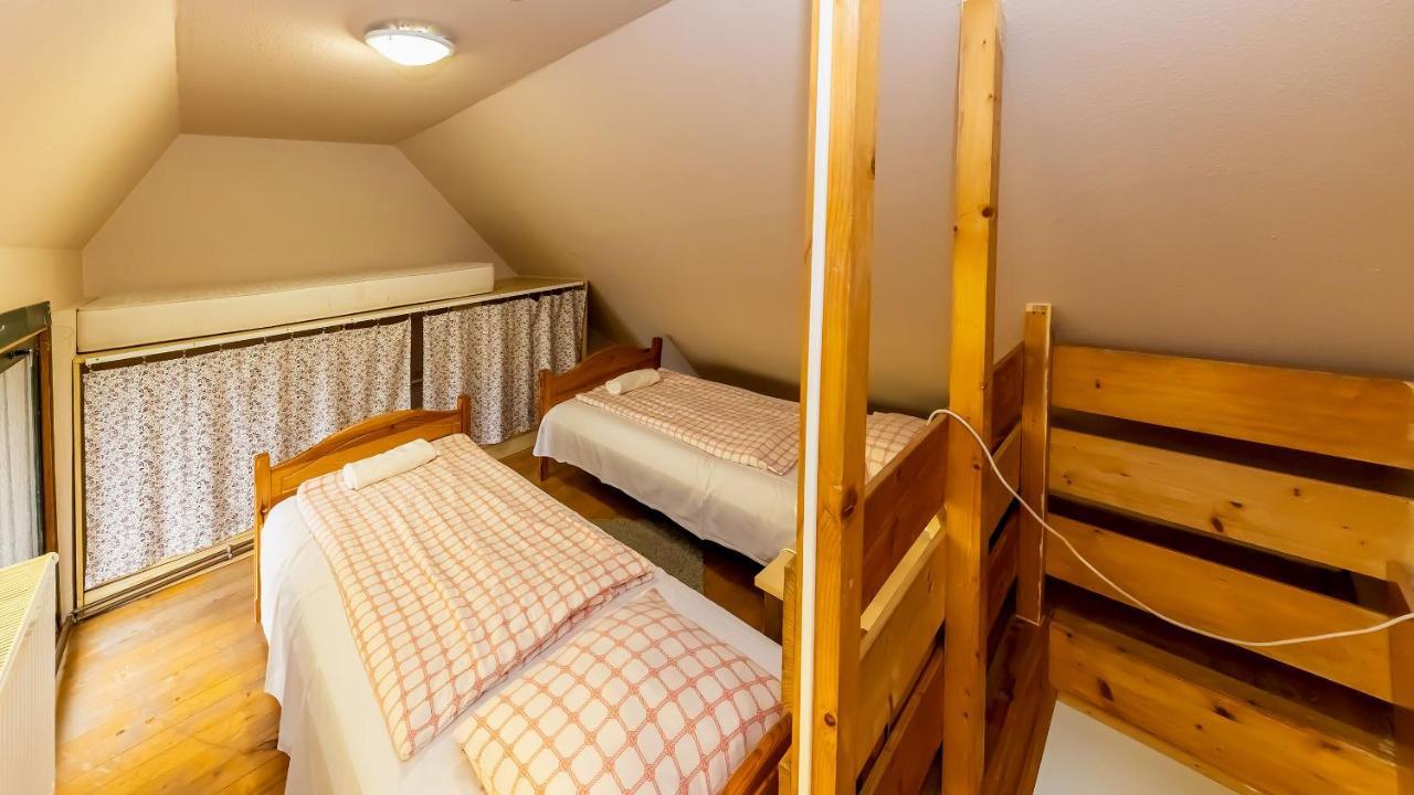 Csillagtura Panzio Bed and Breakfast Έγκερ Εξωτερικό φωτογραφία
