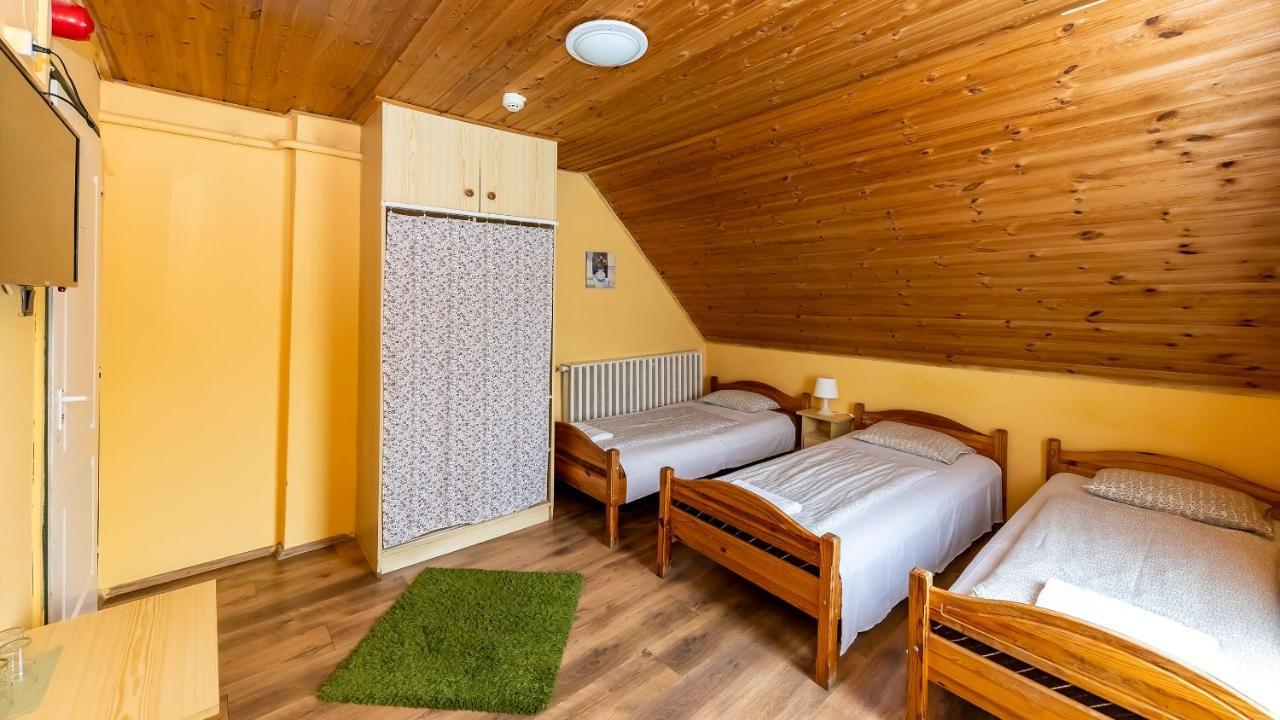 Csillagtura Panzio Bed and Breakfast Έγκερ Εξωτερικό φωτογραφία