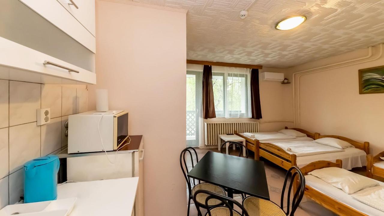 Csillagtura Panzio Bed and Breakfast Έγκερ Εξωτερικό φωτογραφία