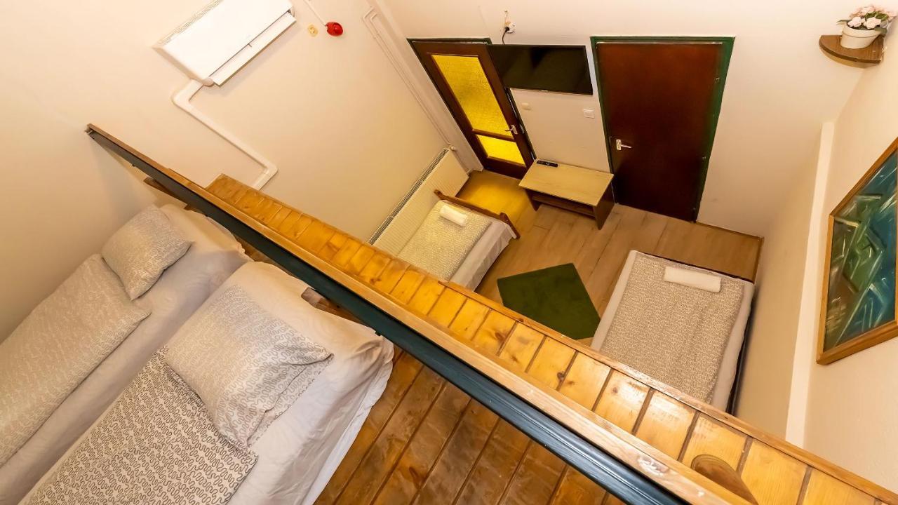 Csillagtura Panzio Bed and Breakfast Έγκερ Εξωτερικό φωτογραφία
