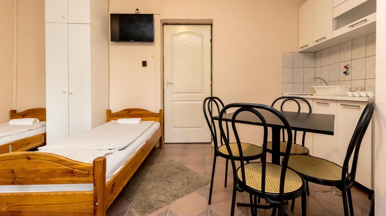 Csillagtura Panzio Bed and Breakfast Έγκερ Εξωτερικό φωτογραφία