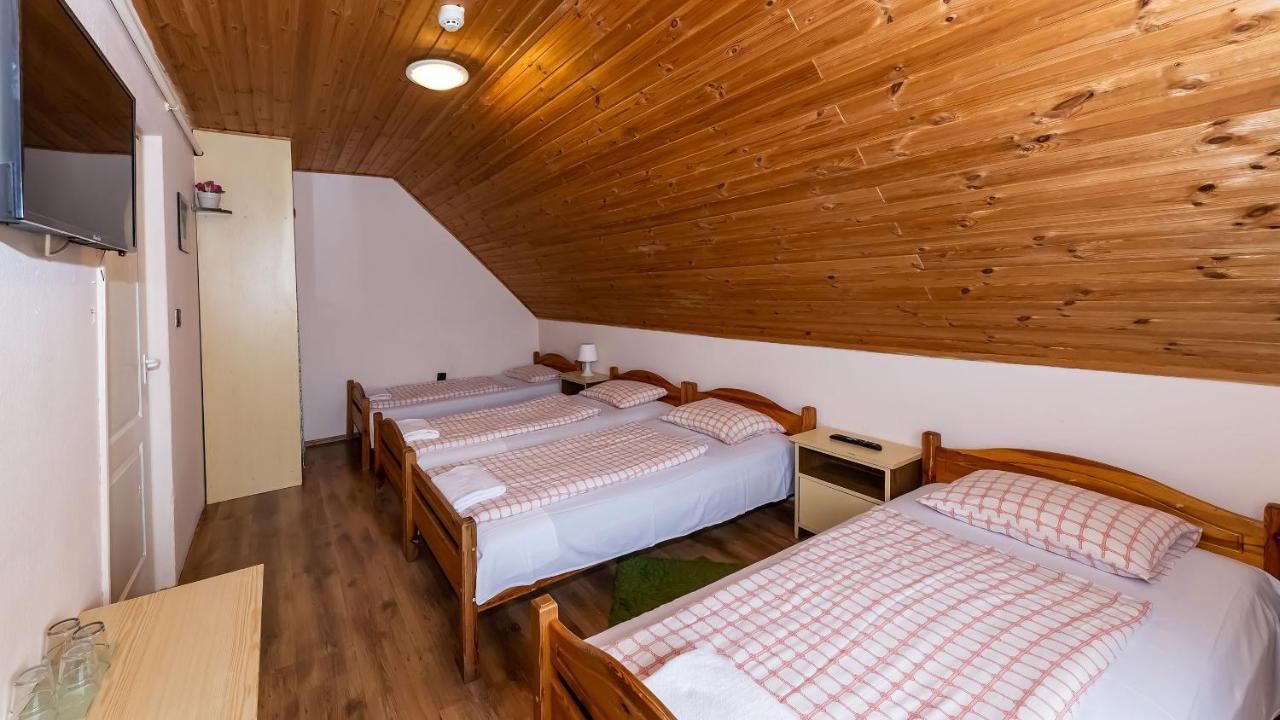 Csillagtura Panzio Bed and Breakfast Έγκερ Εξωτερικό φωτογραφία