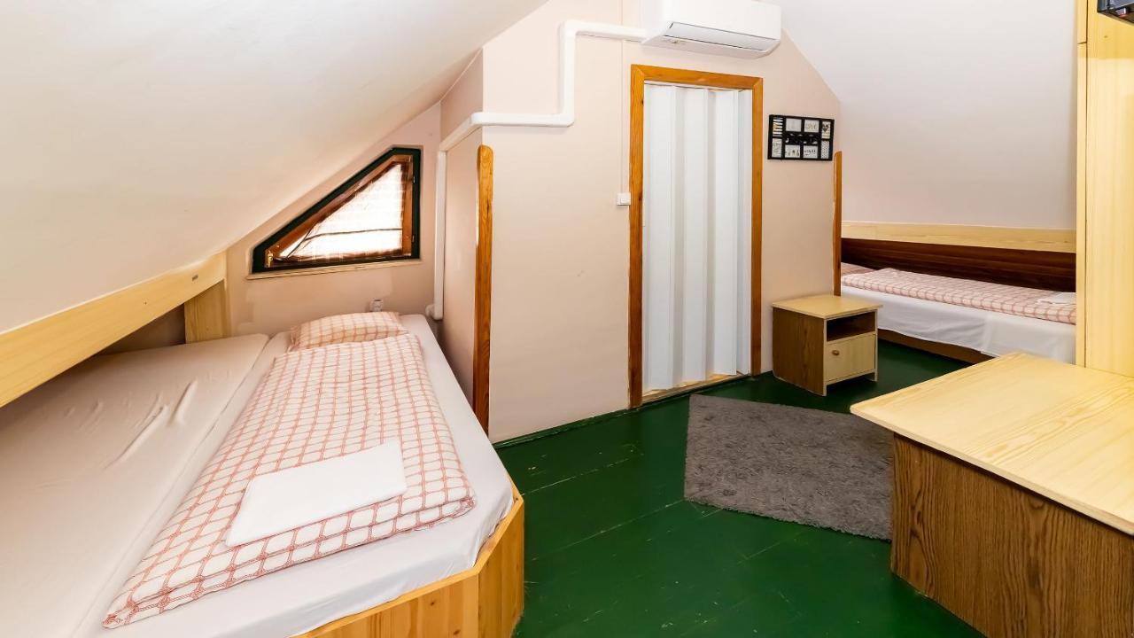 Csillagtura Panzio Bed and Breakfast Έγκερ Εξωτερικό φωτογραφία