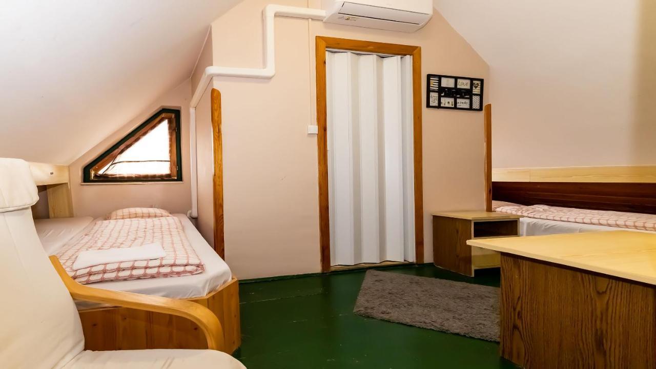 Csillagtura Panzio Bed and Breakfast Έγκερ Εξωτερικό φωτογραφία