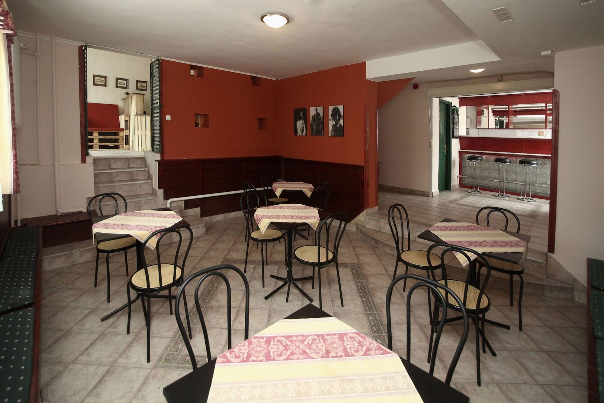 Csillagtura Panzio Bed and Breakfast Έγκερ Εξωτερικό φωτογραφία
